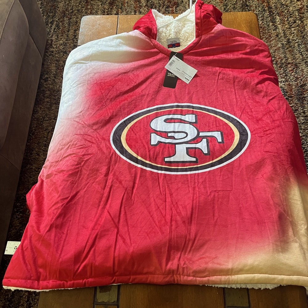 Women’s hoodie jacket